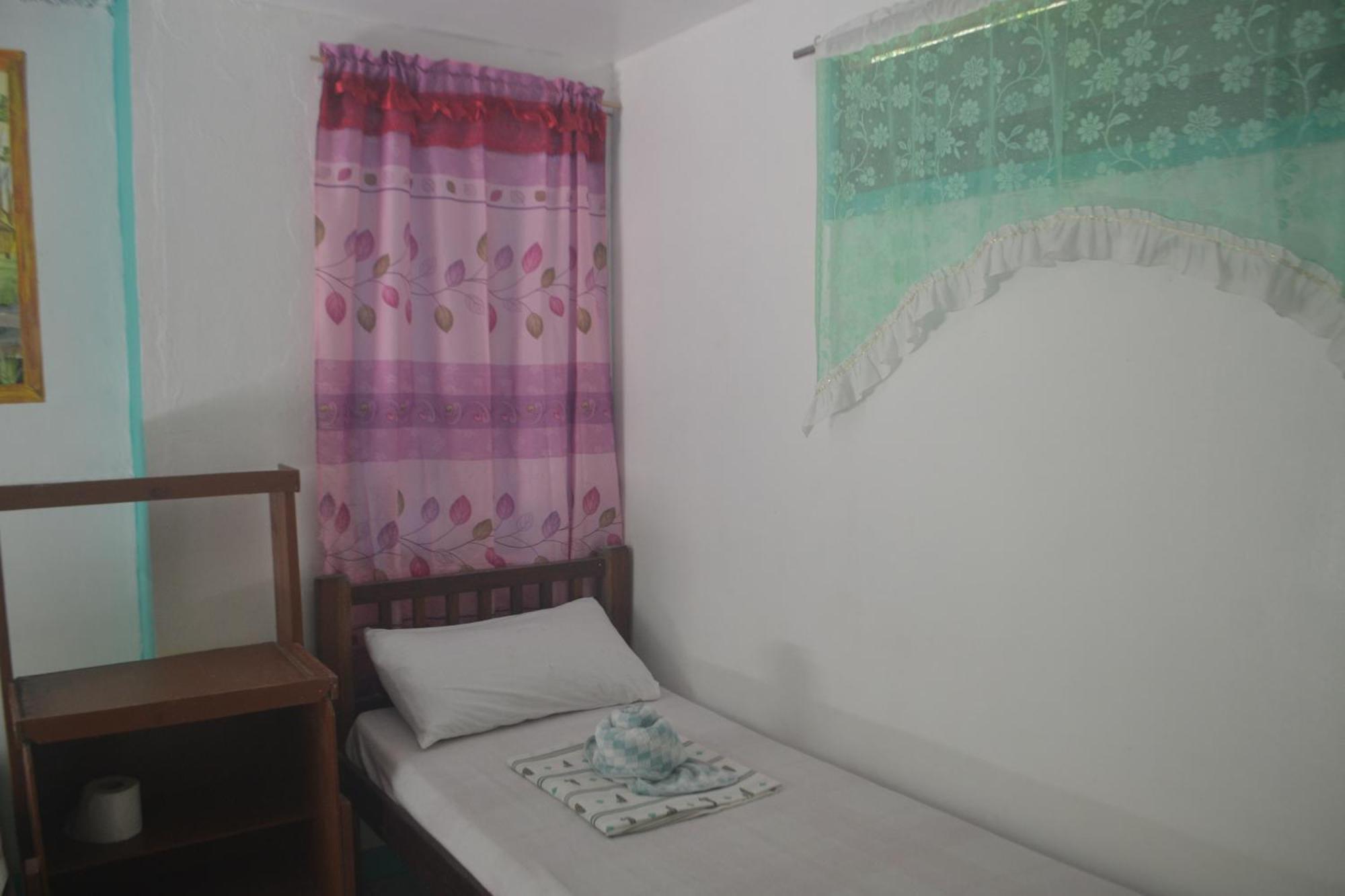Shenamae Pension&Apartel San Vicente  Værelse billede
